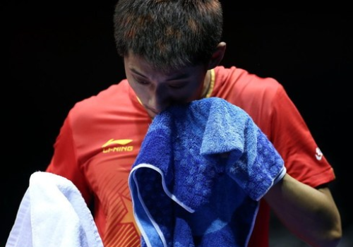 瑞典队逆转英格兰队，张继科刷新纪录