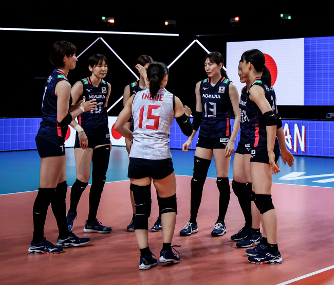 熊猫体育官方-韩国队横扫丹麦队，马琳扛起全队