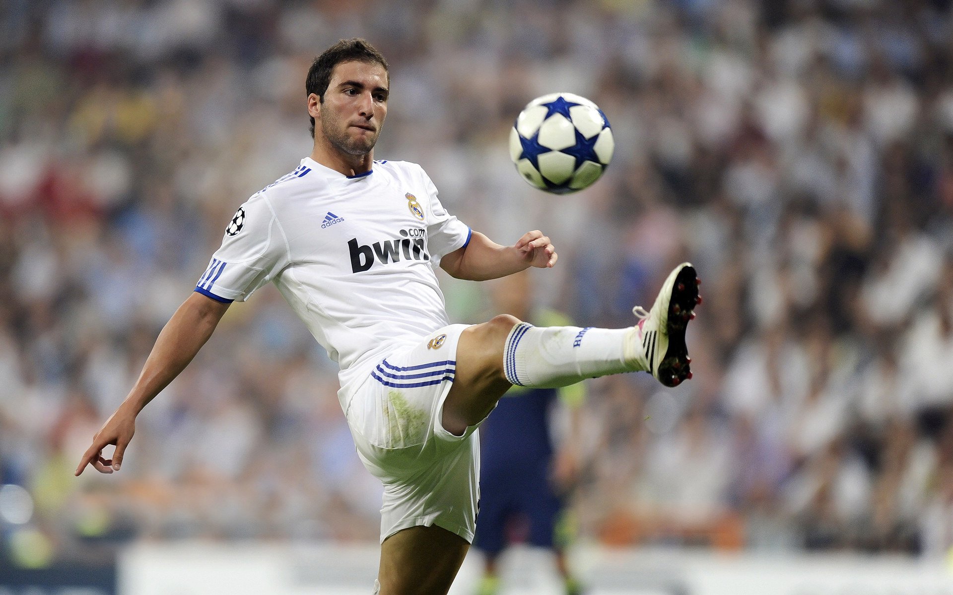 新疆队力克尼克斯，布伦森关键进球定乾坤