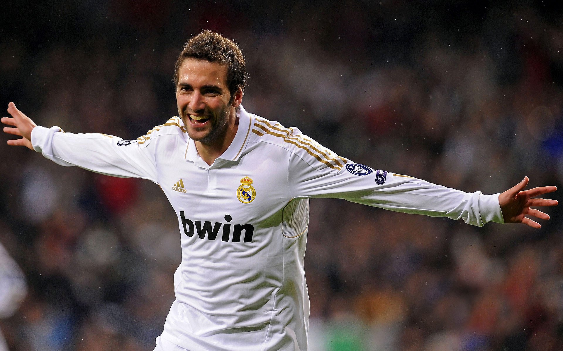 东决关键战之夜，拉梅洛·鲍尔连续得分狂潮，一己之力拉开胜负差距