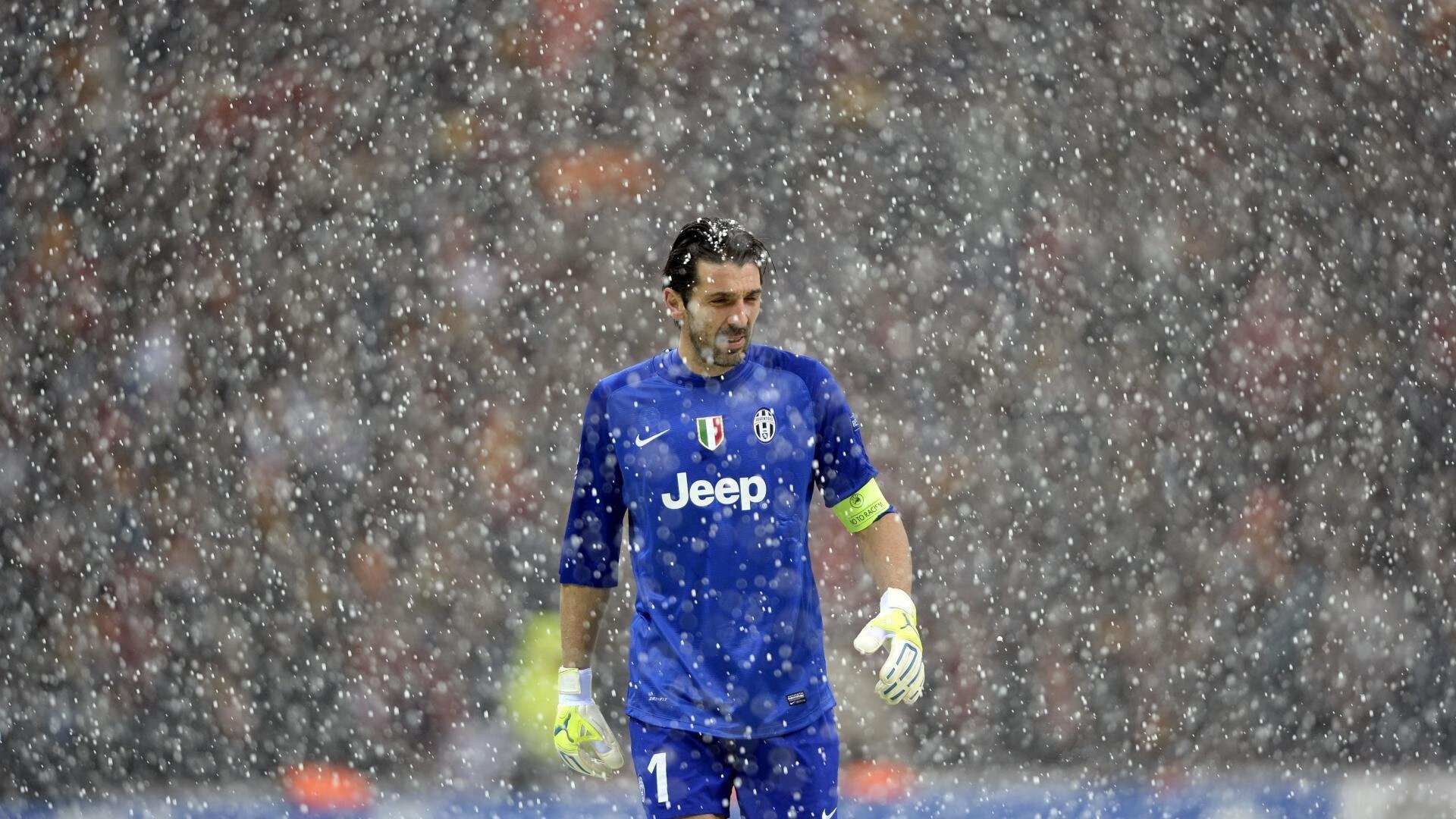 当黄黑风暴席卷沙漠雄鹰，多特蒙德的战术启示与维尼修斯的英超统治力