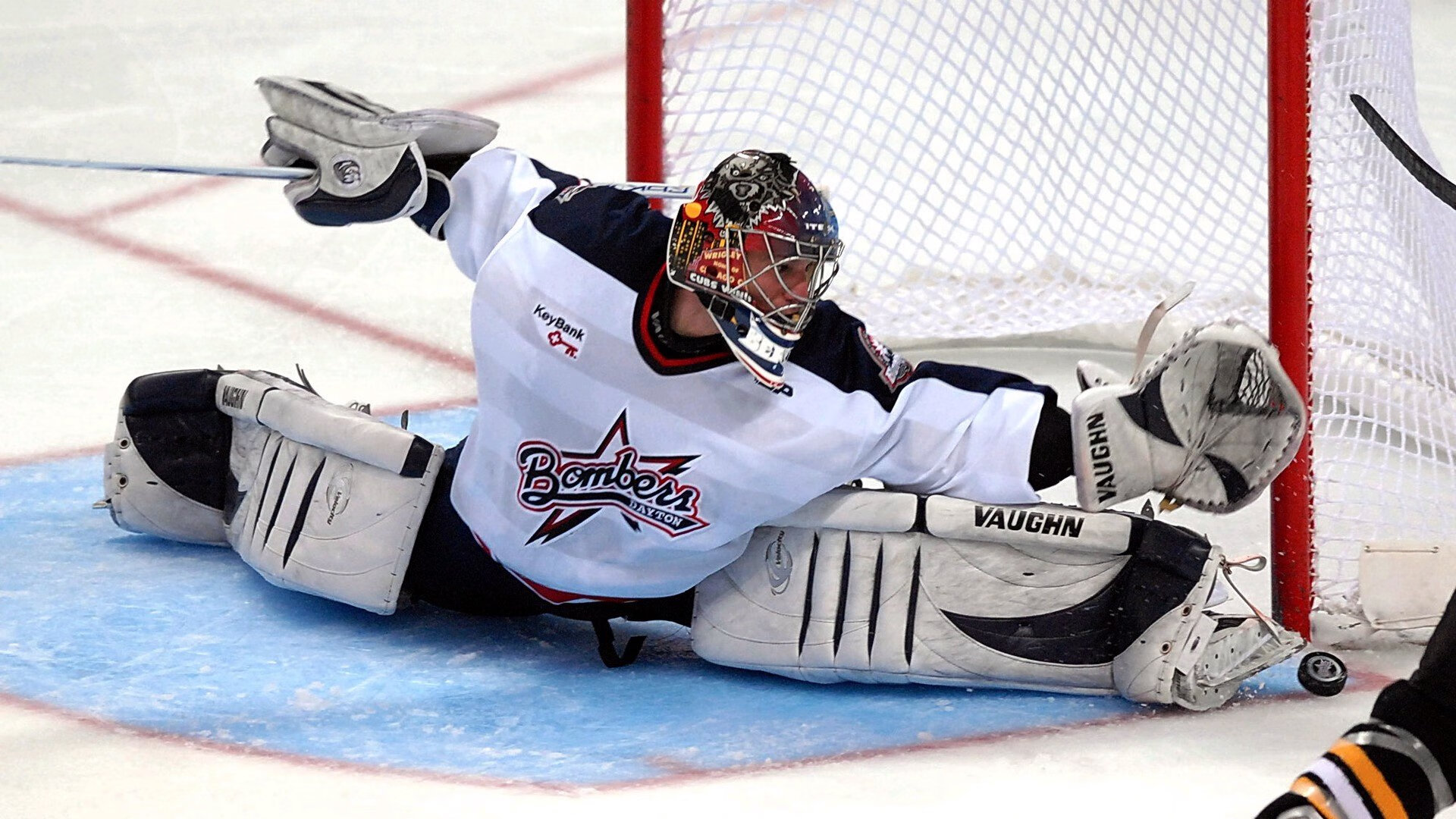 雷霆横扫湖人，保罗如何从毒药合同化身关键先生