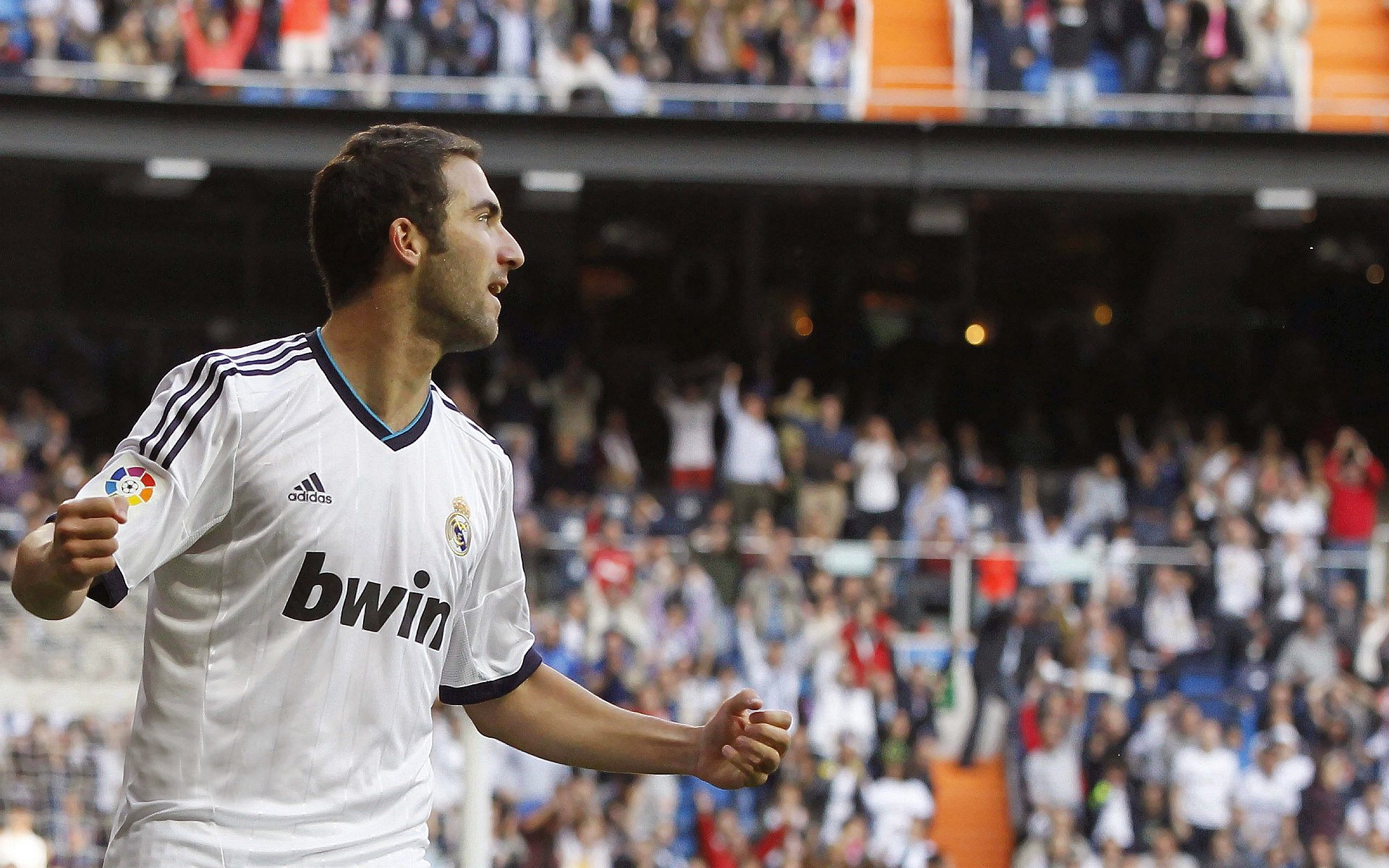 唯一的路标,当范戴克在2026世界杯B组迷雾中点亮乌兹别克斯坦的星火